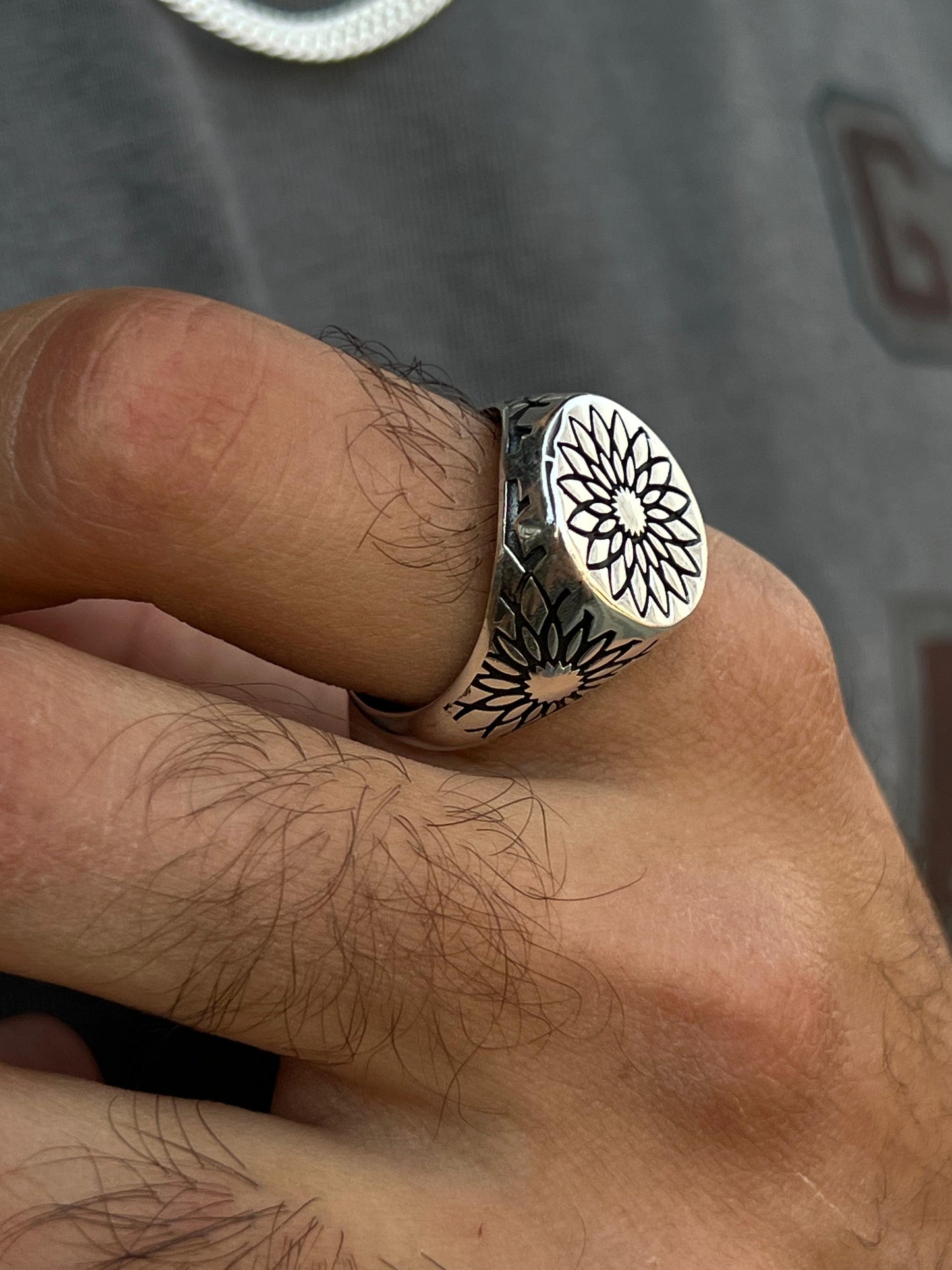 Mandala Engraved Ring for Men in Sterling Silver 925s