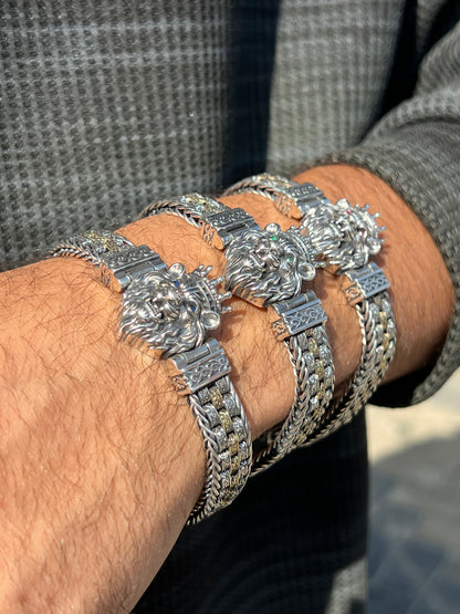 Emerald eyes King lion head bracelet for men 925s