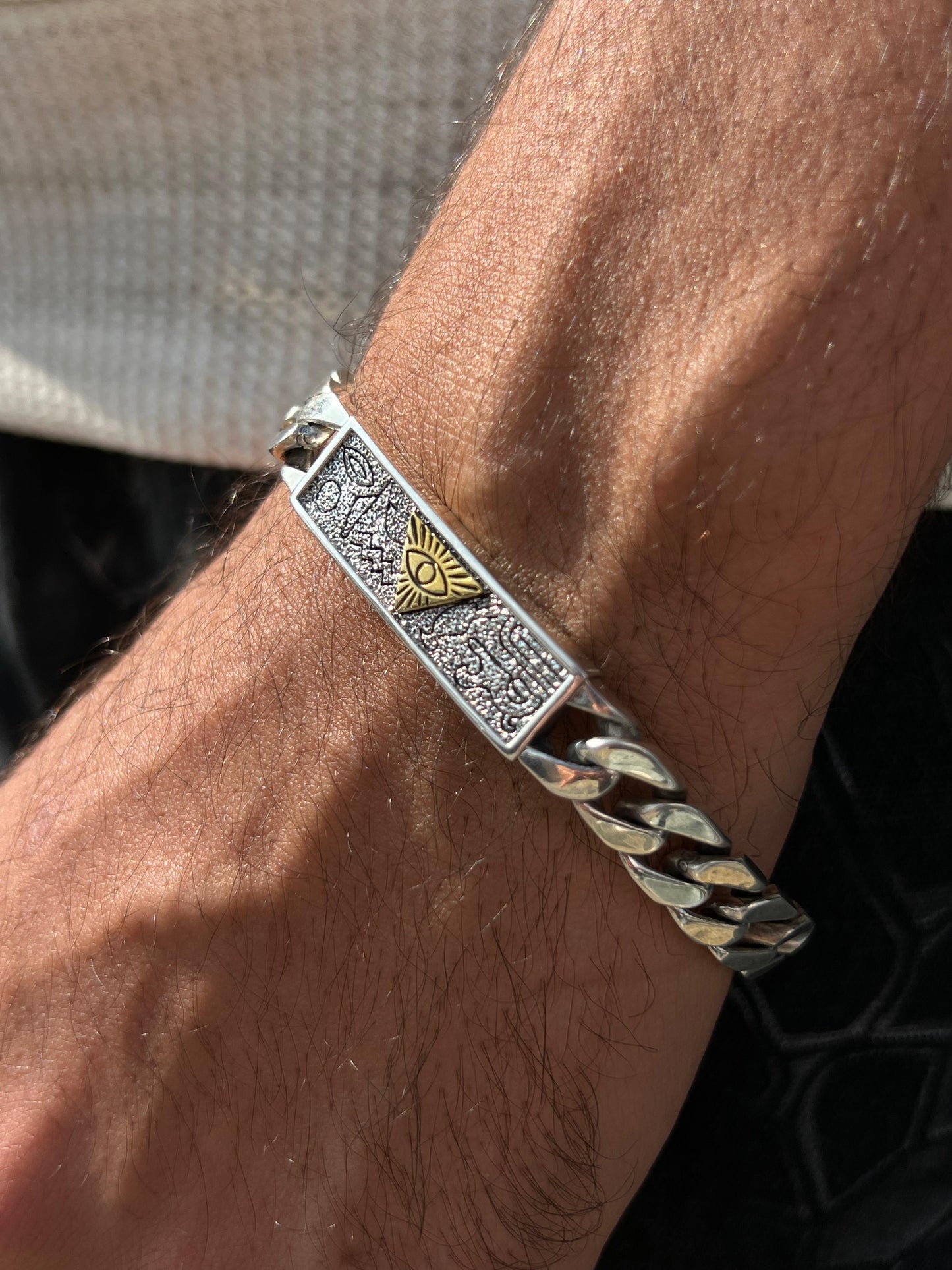 One Of One -Engraved Ain Horus Bracelet Sterling Silver 925s-(21cm-11mm)