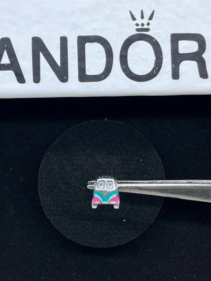 volkswagen camp van Charm