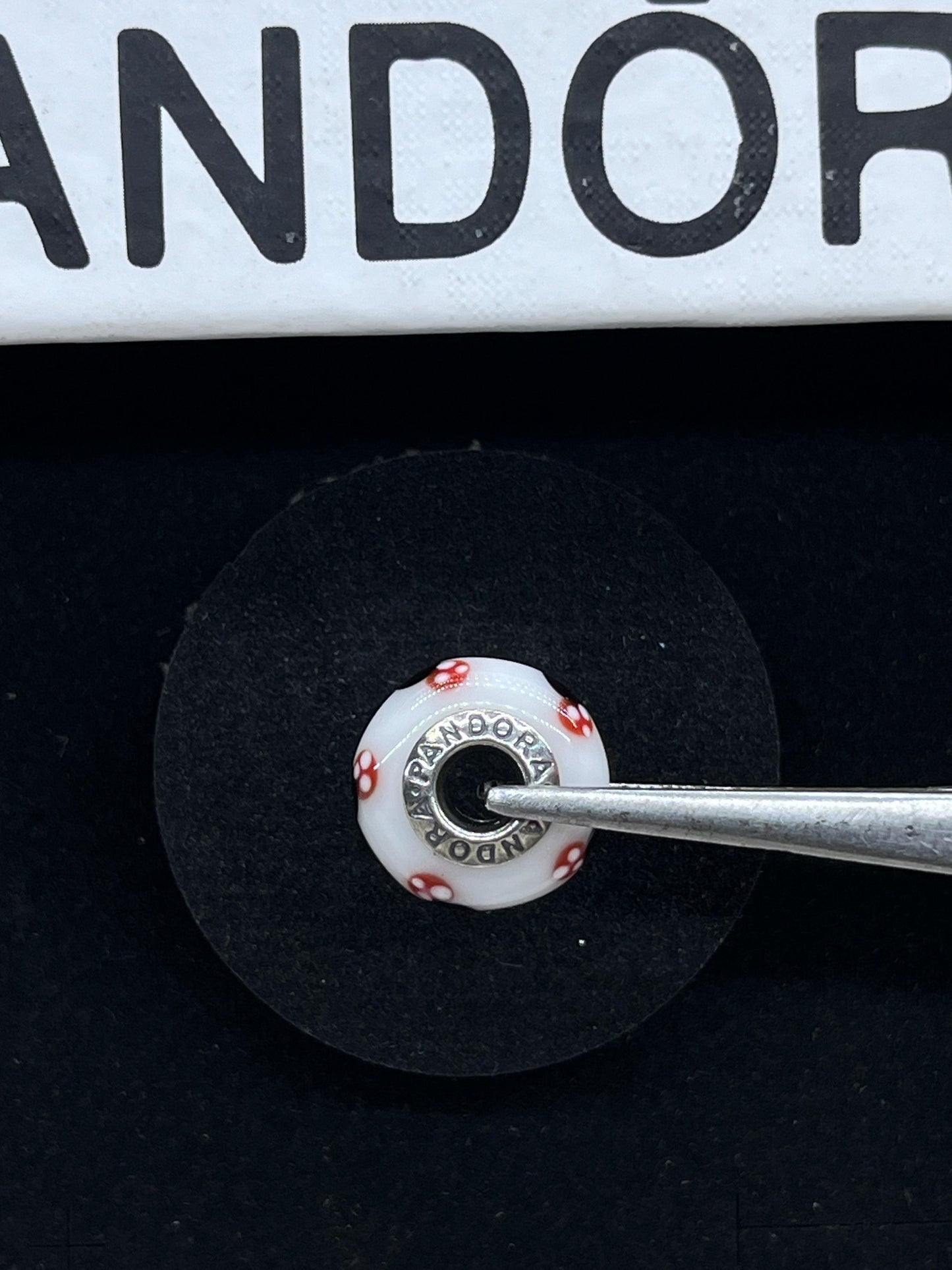 Large Disney Classic Minnie Murano Charm