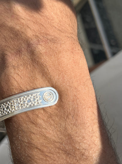 BTC Pure 999 Fine Silver - 1 Ounce - Arabesque Bangle for Men