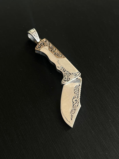 Engraved Folding knife Pendant – S925 Silver-6cm- (opens & closes)